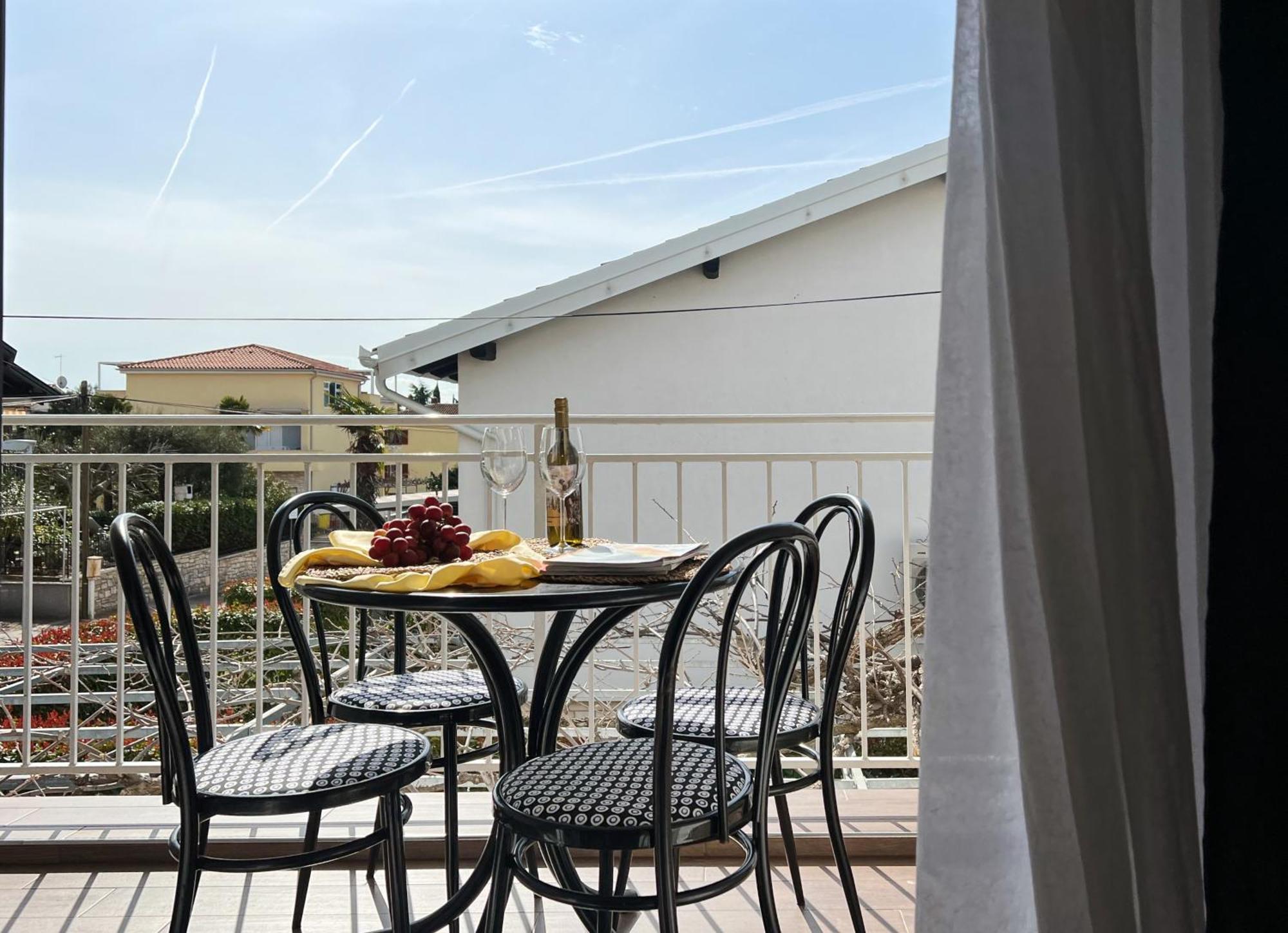 Apartments Teodora Maria Novigrad  Exterior photo